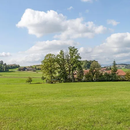 In Neukirchen Near Heiligen Blut * Neukirchen beim Heiligen Blut